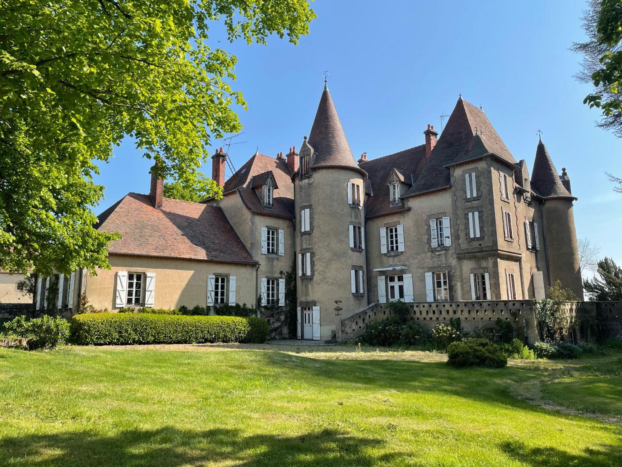 Chateau De Bruges Lapeyrouse Szoba fotó